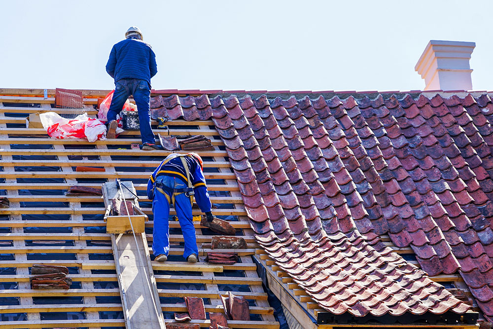 Why Choose Lafayette Roofing to Replace Your Roof